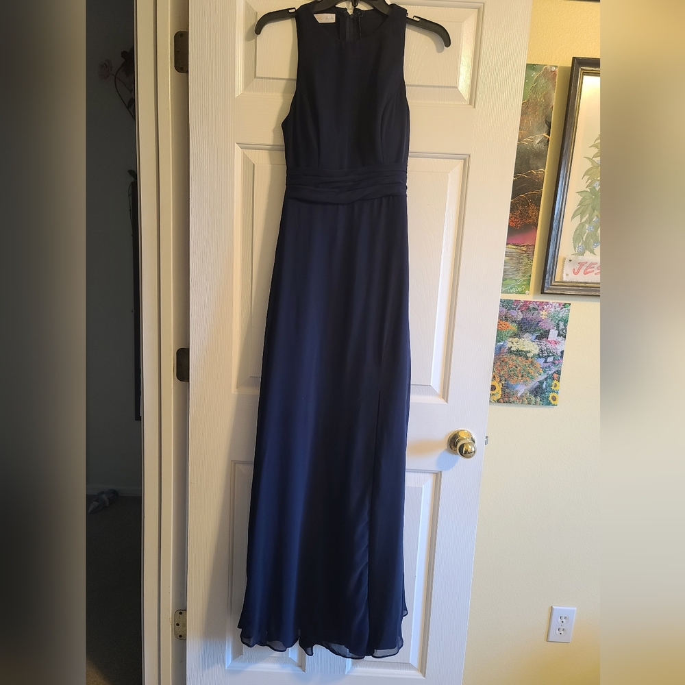 Elegant Navy Blue Evening Gown